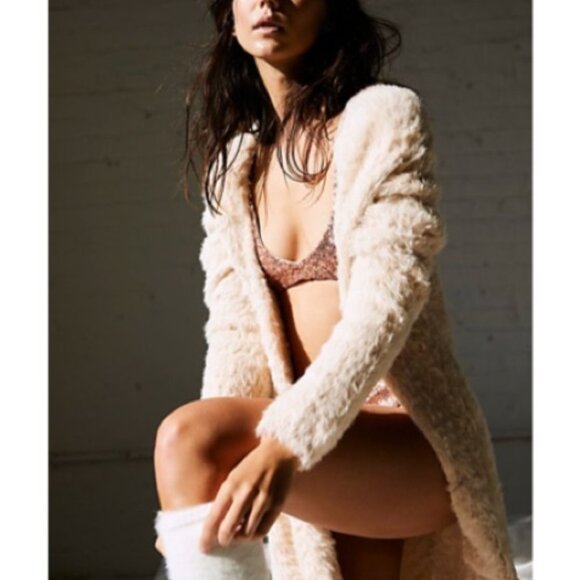 FREE PEOPLE Faux Fur Cardigan Almond Sz L - Picture 5 of 5